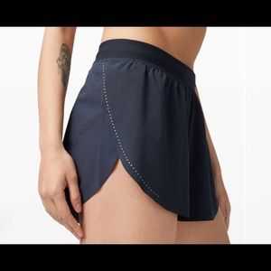 Lululemon Find Your Pace Short 3" *Lined